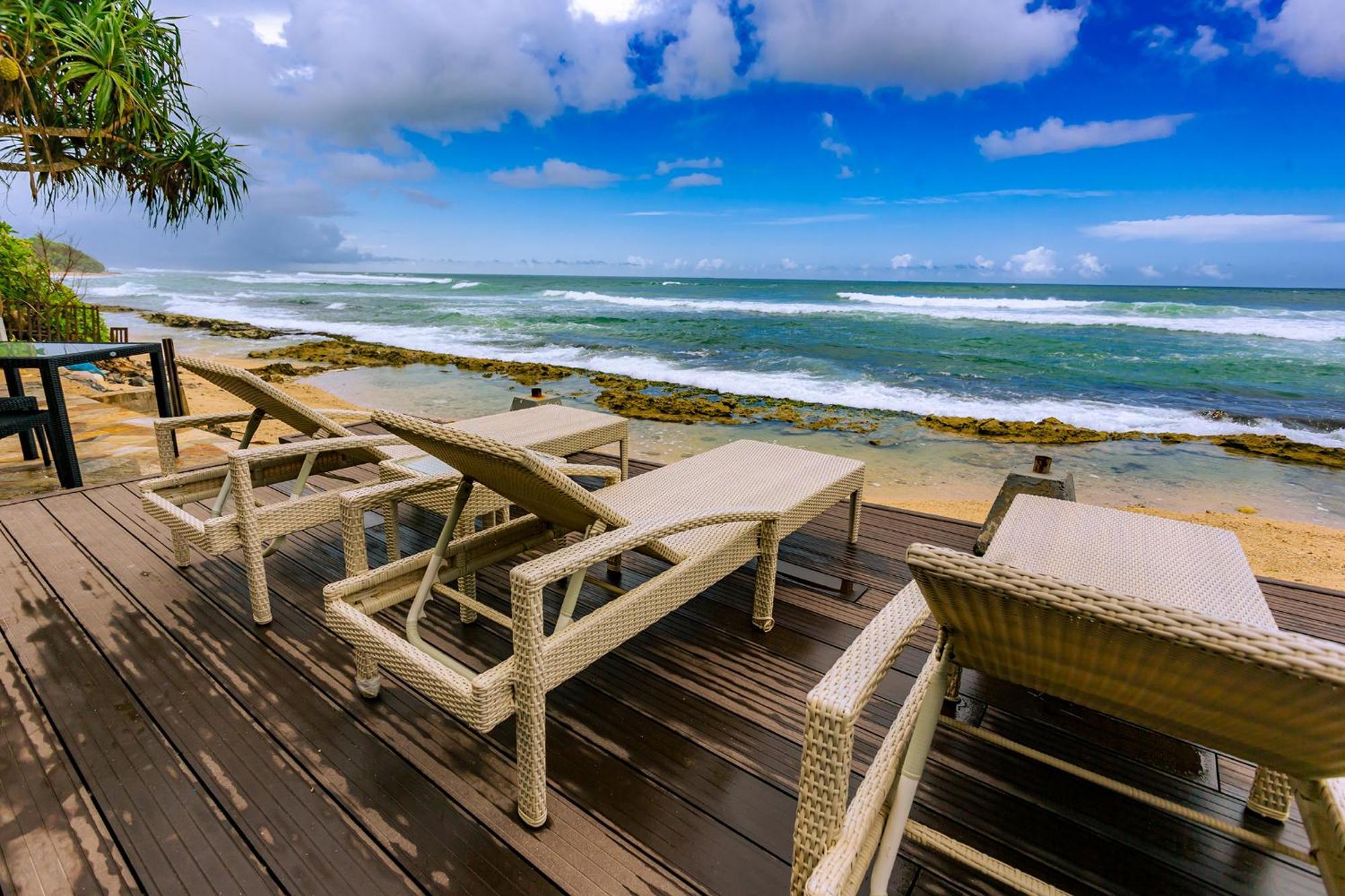 Beach & Bliss Mirissa Hotel Exterior photo